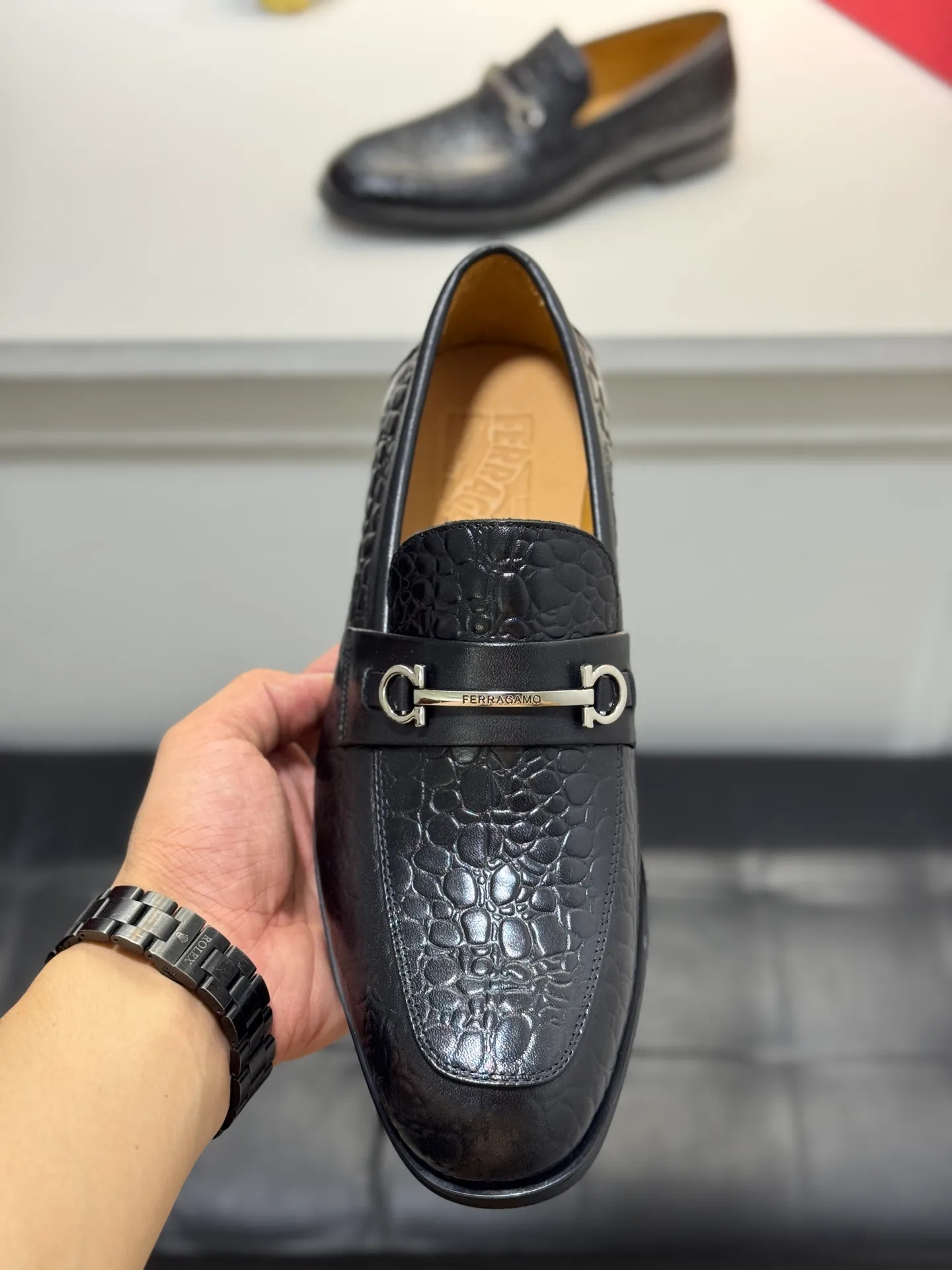 Men's men's shoes 💰480 [New style] 🐠🐠New Ferragamo [Ferragamo] top imported suit men's shoes 💯 Official website original copy, product materials: selected imported embossed calfskin + luxury hardware buckle accessories ~ imported water-dyed cow 🐂 leather lining. Strong three-dimensional visual effect, original combination outsole, multiple colors available😘 Size: 39-44 (customized at 45.46.47